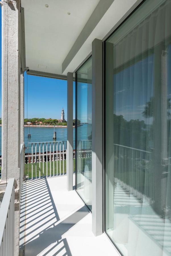 Villa Ca' Delle Contesse - On Lagoon With Private Dock And Spectacular View