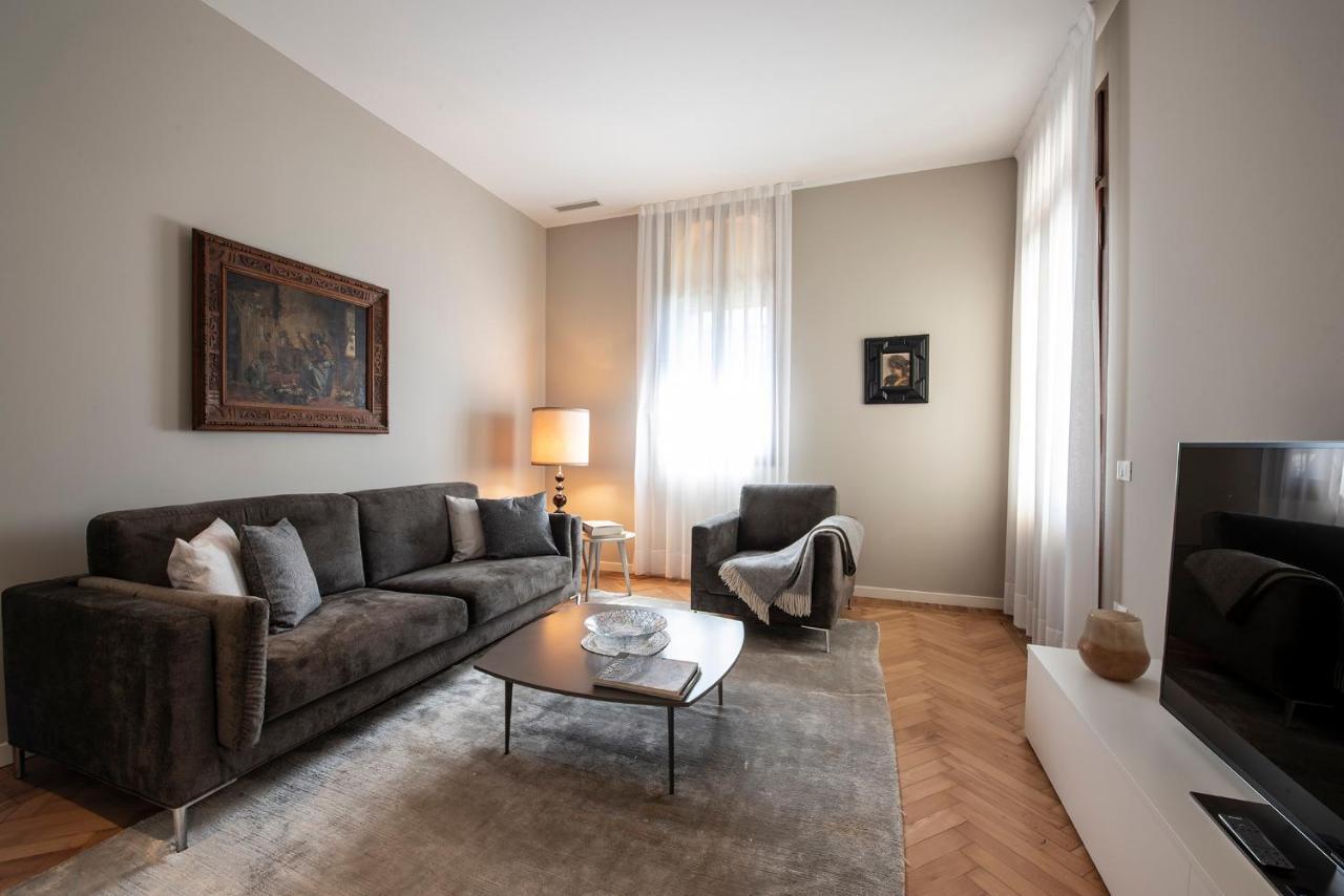Ca' Delle Contesse - On Lagoon With Private Dock And Spectacular View *