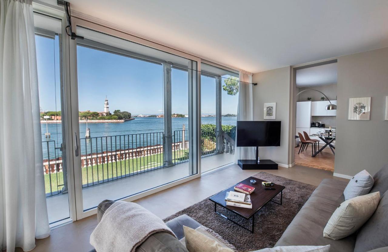 Villa Ca' Delle Contesse - On Lagoon With Private Dock And Spectacular View Lido de Venecia